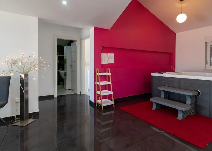 Apartman Moderne Mit Gartennutzung- Einem G By Interhome