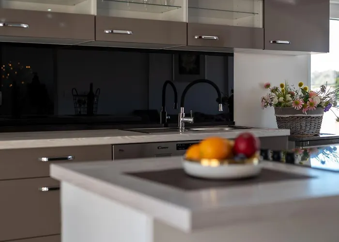 Apartman Moderne Mit Gartennutzung- Einem G By Interhome *